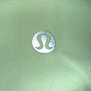 💕 Moving Sale! 💕 
Pastel green lululemon leggings